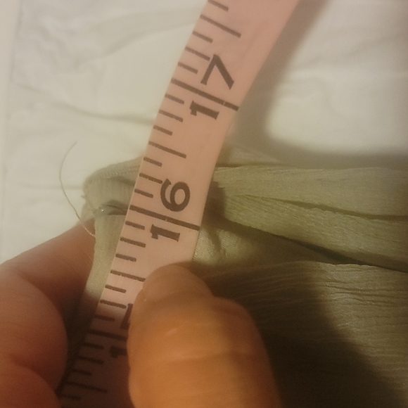 Vintage Guess Collection Silk skirt - Picture 6 of 7